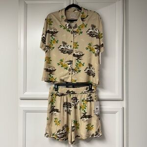 NWT Brixton 2 piece tropical outfit. Sz medium top, large bottoms.